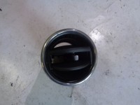 levý přední výdech topení na peugeot partner III,