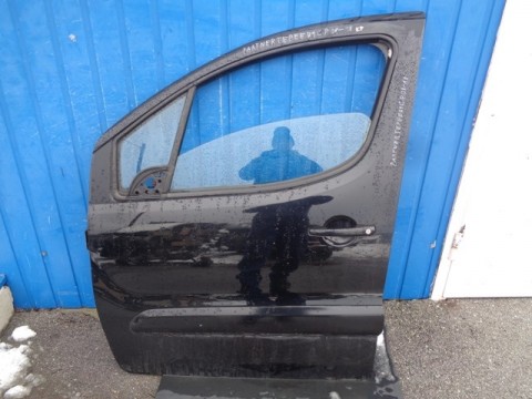 levé přední dveře na peugeot partner III,
