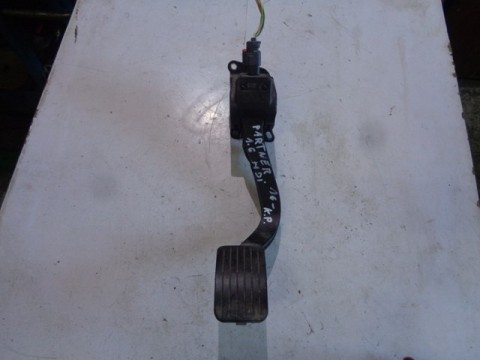 elektronický plynový pedyl na peugeot parner, 86ET196565770