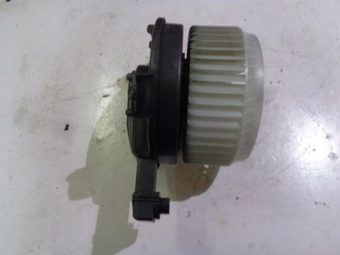 ventilátor topení na hondu crv, 6000