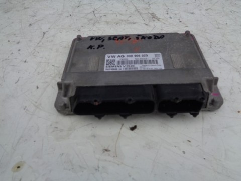 řídicí jednotka motoru na škodu , seat , audi, 03D906023