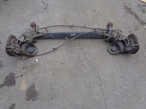 zadní náprava na hyundai ix20, kotoučová