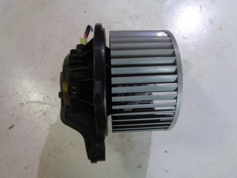 ventilátor topení na hyundai ix20, F005330062