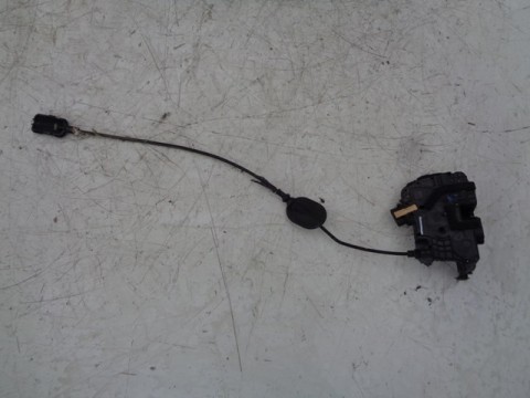 pravý přední zámek na dveře na renault captur, 4 piny