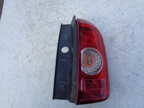 pravé zadní světlo na dací duster I, ANGLICKÉ,