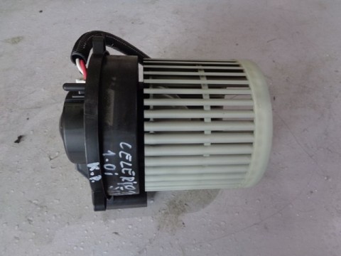 ventilátor na topení na suzuki celerio,