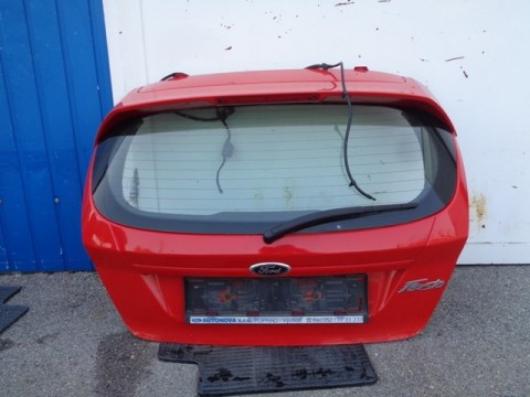 zadní kapota na ford fiastu mk7 , páté dveře