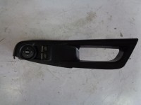 levý přední vypínač pro otevírání okna na ford fiestu mk7