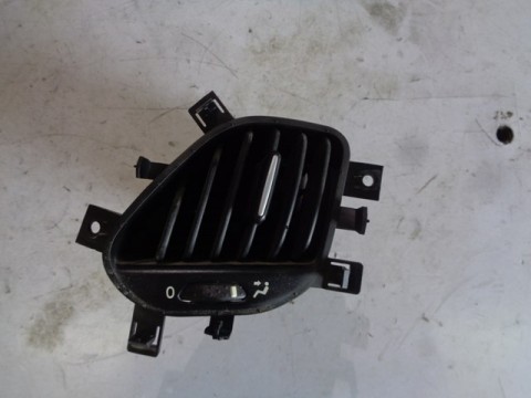 pravý přední výdech topení na fiat doblo II lift,