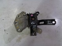 pravý přední držák motoru na suzuki celerio,
