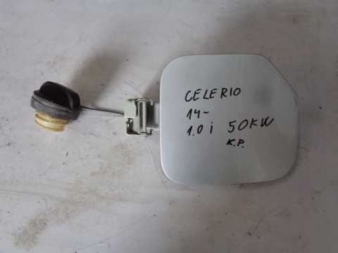 dvířka nádrže na suzuki celerio, zátka