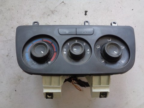 panel pro ovládání klimatizace na fiat doblo II, 735605075