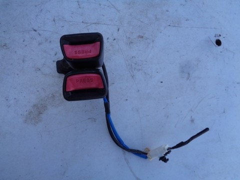 zadní zapínač pásu na hyundai i30, HB