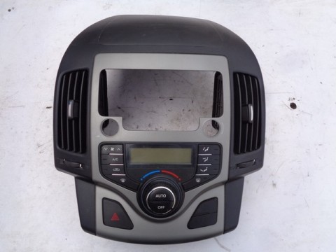 panel pro ovádání klimatizace na hyundai i30, 97250-2R600