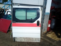 175. PRAVÉ ZADNÍ DVEŘE RENAULT TRAFIC BÍLÉ OD-03
