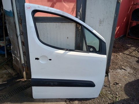 221. PRAVÉ PŘEDNÍ DVEŘE CITROEN BERLINGO lll, BÍLÉ OD-08