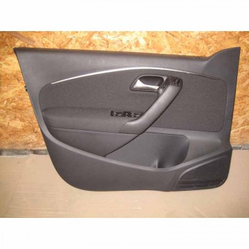 tapecírunk dveří levý přední VW Polo 6C0