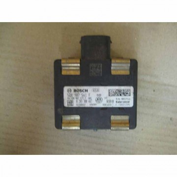 řídící jednotka automatické regulace vzdálenocti + radar ŠKODA Octavia III 5E0  5Q0907561F