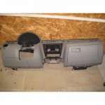 palubní deska + kastlík spolujezdce SEAT Toledo 6JA  5JB857343