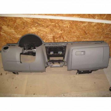 palubní deska + kastlík spolujezdce SEAT Toledo 6JA  5JB857343