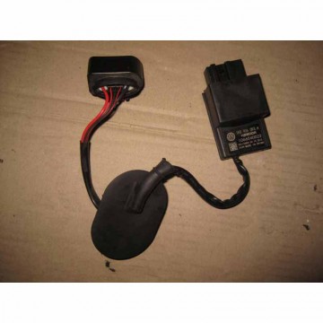 řídící jednotka odpojení čerpadla ŠKODA Rapid 5JA 1,2 TSI  1K0906093H