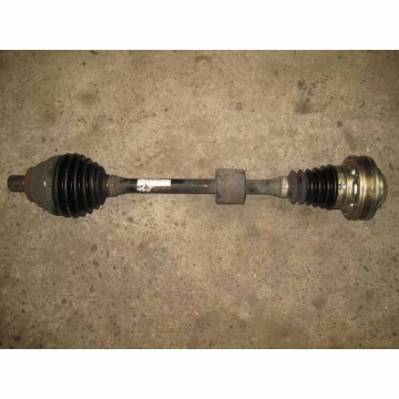 poloosa pravá ŠKODA Superb III 3V0  3Q0407272BF