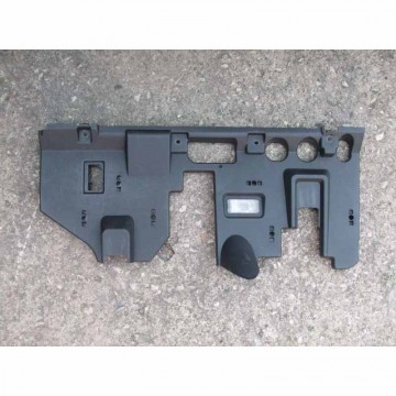 kryt pod palubní desku VW Touareg  7P1863081