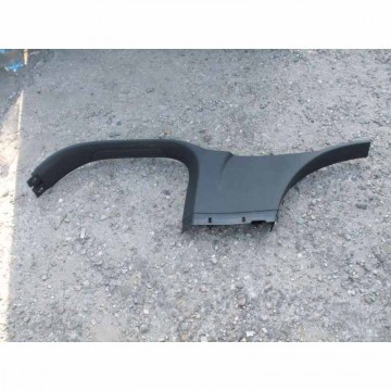 nástupní lišta pravá VW Touareg  7P0853370C  82V