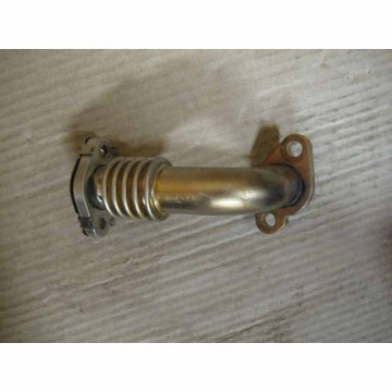 EGR trubka VW Touran 5T1 2016- 2,0 TDI  04L131521A