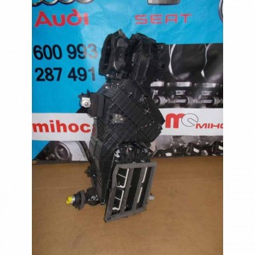 topení VW Touareg 7P0  7P1820005J