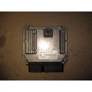 řídící jednotka motoru VW Passat B8 3G0 hybrid  04E907309F