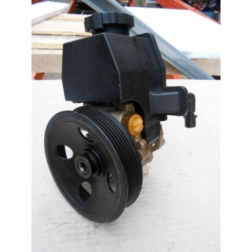 servočerpadlo posilovače řízení Mercedes W202 W210 2.0i   MGP-1584 0024662901