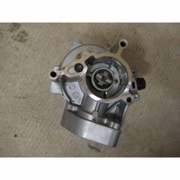 pumpa podtlaku - čerpadlo paliva VW Passat B8 3G0 2,0 TFSI CHH  06L145100F