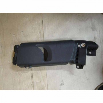 panel sloupku B levý horní VW Scirocco 1K8  1K8867243C  82V
