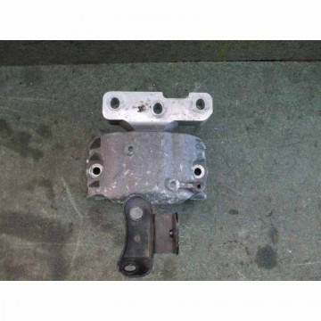 silentblok motoru VW Touran lift 1T0 2007  1K0199262AA