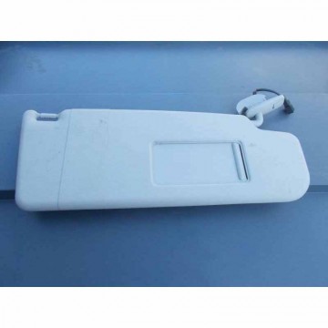 sluneční clona pravá VAG  3T0857552M/N