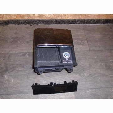 popelník ŠKODA Karoq 57A  566863071  566863071A  ZH5 - bez spojovací antény