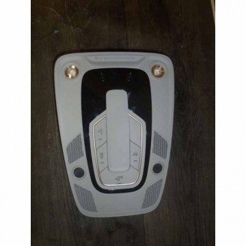 stropní světlo AUDI A4 8W0  8W0947135BQ