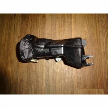trubka sání - koš sací VW Polo VI 2G0 1,0 TGi 66 KW  04C129656L