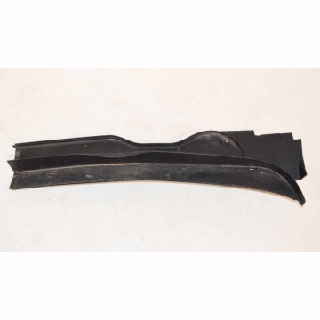 plast pod okno torpédo pravé VW Golf Sportsvan 510 lift  517819404B  517819404