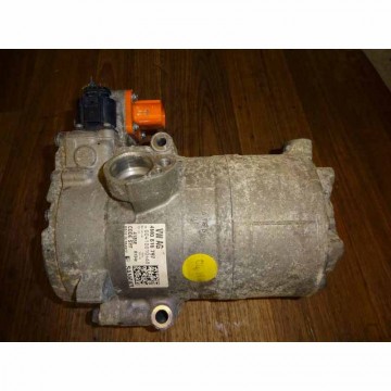 klimakompresor AUDI Q7 4M0 3,0 TDi  4M0816797