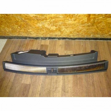 kryt zámku zadních pátých dveří VW Touareg III 760  760863459A  760863459C  5R5