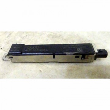 anténní zesilovač AUDI A8 4H0  4H0035225L