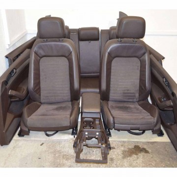 interiér - kůže/alkantara, všechna sedadla vyhřívaná VW Passat B8 3G0 combi