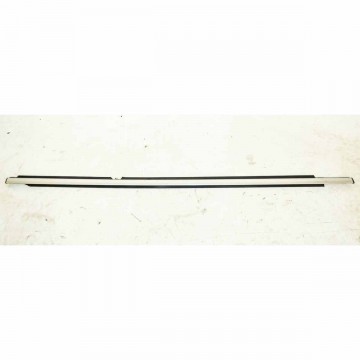 těsnění dveří pravé zadní + chromová lišta VW Tiguan 5N0 (lift)  5N0839476D  3Q7