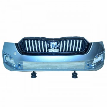 nárazník přední ŠKODA Octavia IV 5E3  5E3807221 - lehce poškrábaný