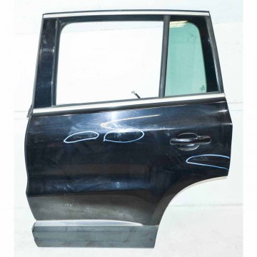 dveře zadní levé VW Tiguan 5N0 lift  5N0833055A - poškrábaný lak (Holé)