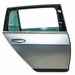 dveře zadní pravé VW Golf VII 5G0 Alltrack combi  5G9833056D (Holé)