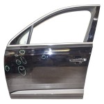 dveře přední levé AUDI Q7 4M0  4M0831051F - poškozená chromová lišta, poškozené (Holé)