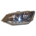 světlomet přední levý - halogenový s čočkou LED ŠKODA Fabia III 6V0 6V1941015B - poškozené